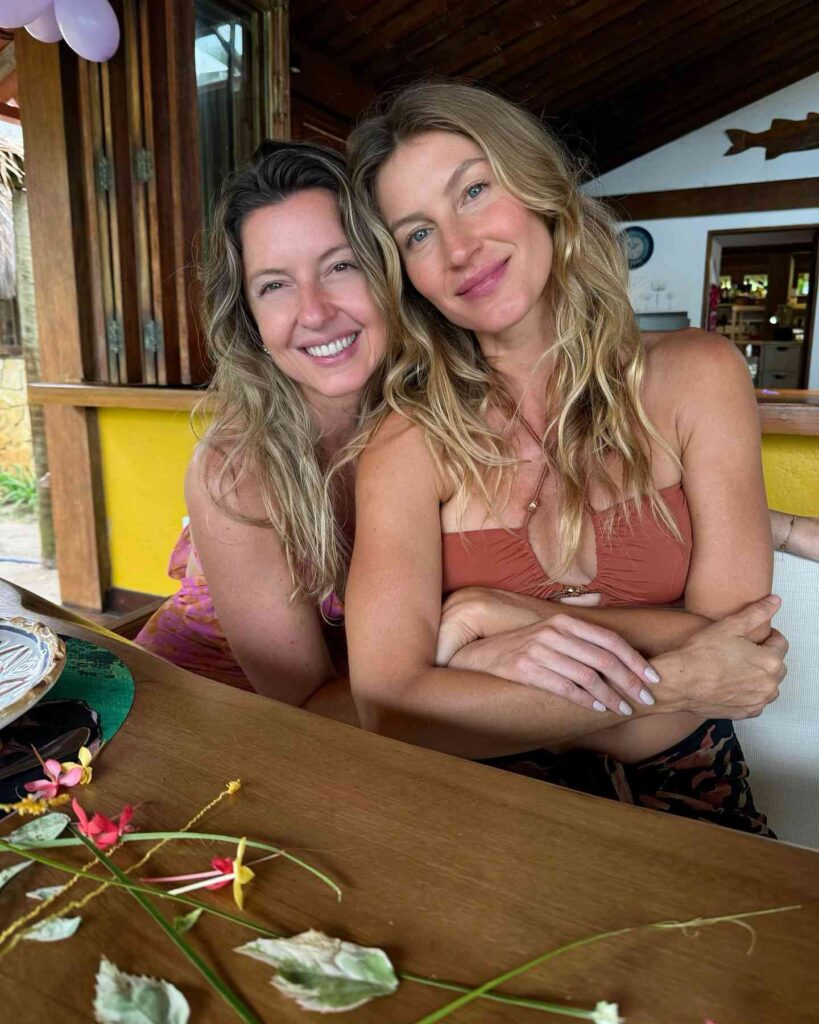 Gisele Bündchen Twin Sister